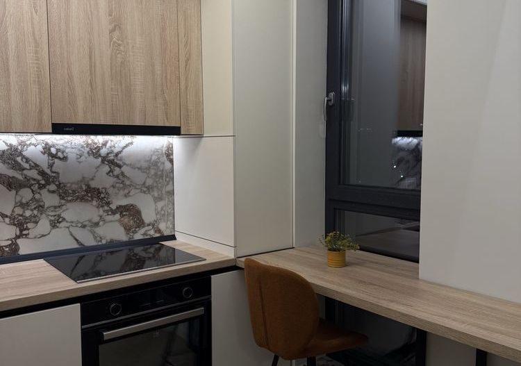 Proprietar inchiriez apartament Exigent Plaza - Poză 6