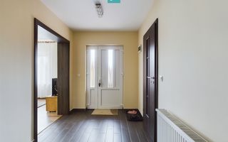Casa ideală pentru familia ta,  în Ghiroda - Poză 4