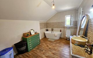 Casa noua, 6 camere, 2763 mp teren, comuna Vintu de Jos - Poză 19