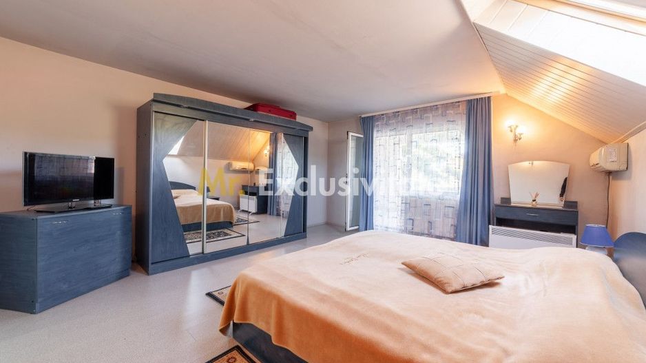 Casa visurilor cu livada roditoare si gradina amenajata - Poză 10