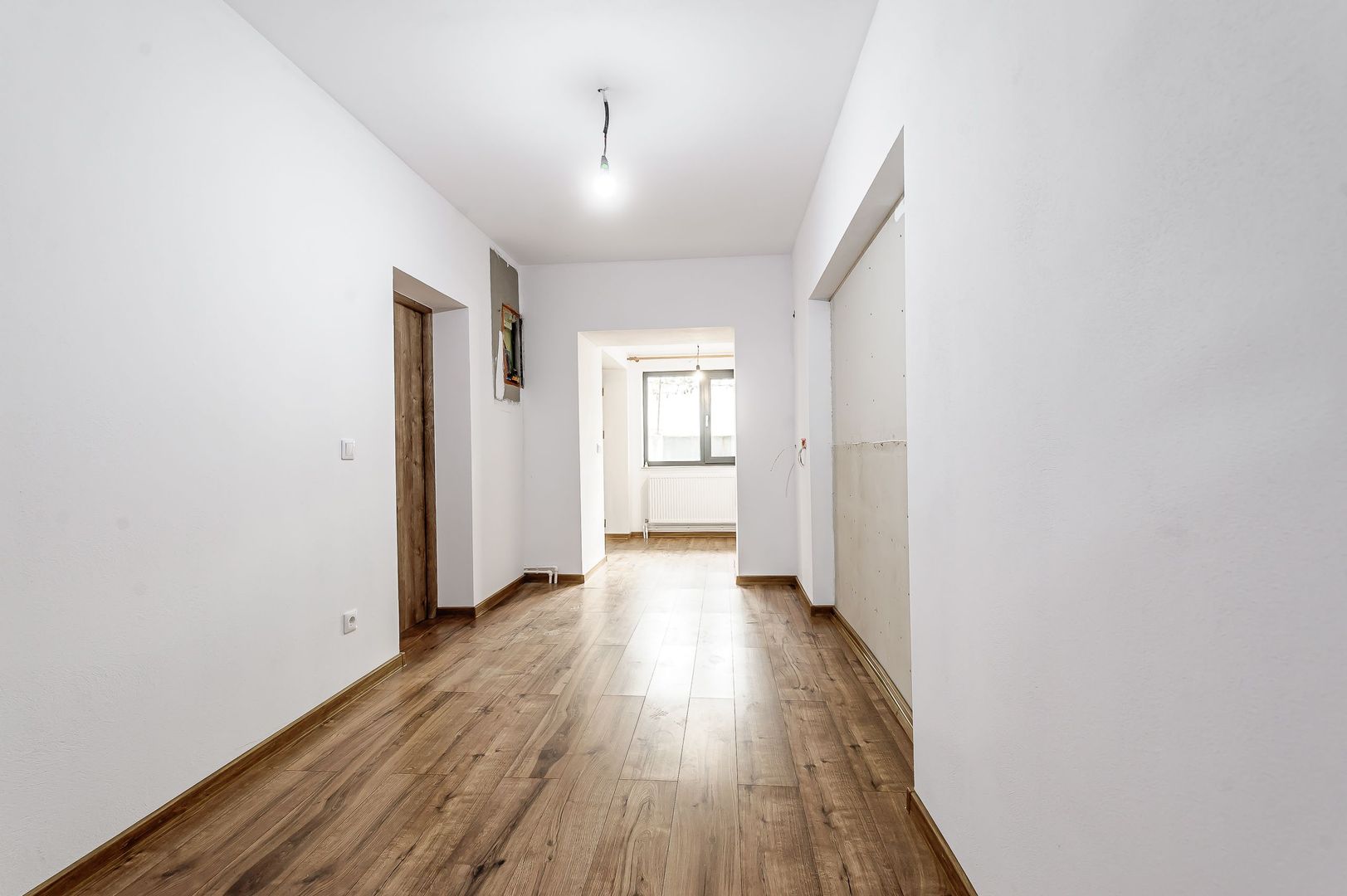 Casa + Teren 1144 mp - str. Principala Zimandu Nou, Arad - COMISION 0% - Poză 3