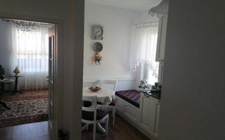 Apartament cu 3 camere, 2 băi, 2 balcoane și parcare, zona Zorilor. - Poză 2