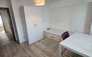 Apartament 3 camere  - Bd.Decebal-90 mp, bloc din 1988 - Poză 6