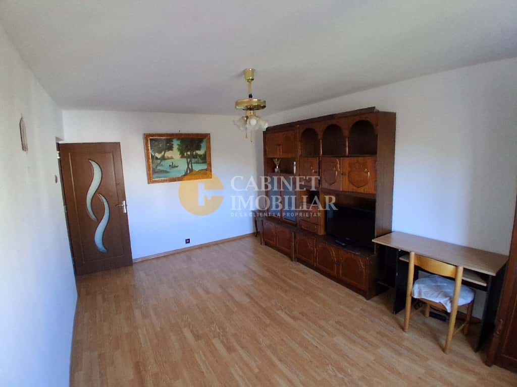 Apartament 2 camere,  decomandat, zona Tatarasi - Poză 2