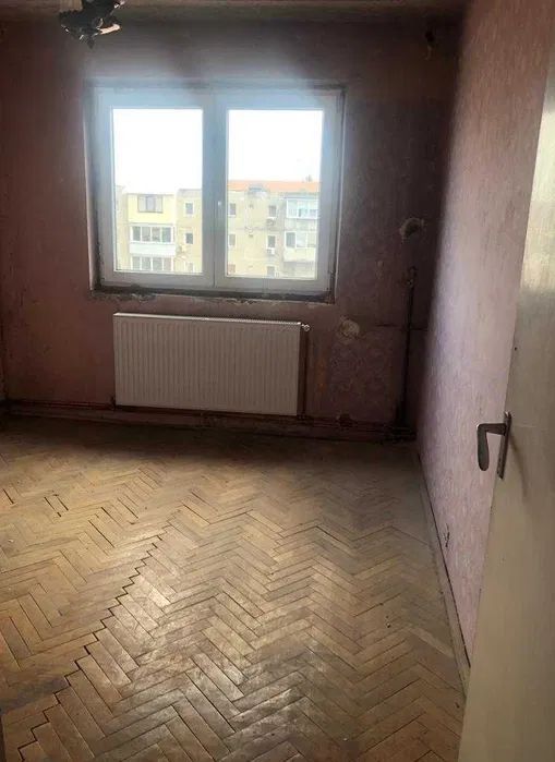 Apartament 3 camere Sagului - Poză 1
