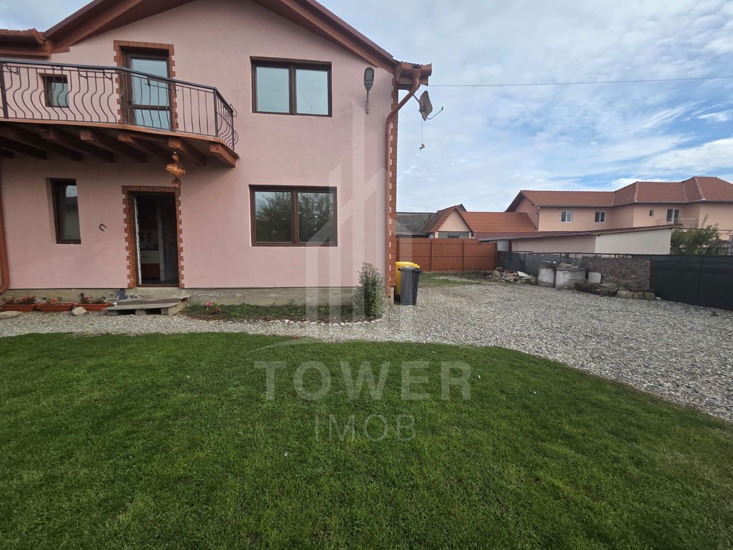 Apartament la casă de vânzare | Șura Mare - Exclusivitate - Poză 3