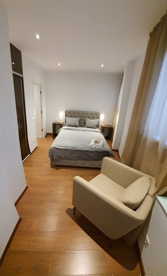 Apartament 3 Camere Spatios Romana Renovat - Poză 6