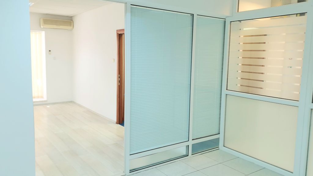 Spatiu birouri de inchiriat | Acces facil DN1 si Aeroportul H.Coanda - Poză 5