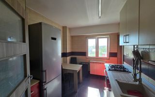 Apartament 3 camere,  Zona Lipovei, Decomandat, 72mp utili, Garaj cu CF - Poză 3