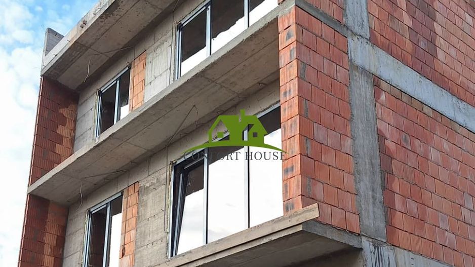 Ap.3 Cam.Nr.1 la ET.1 BL.Nou, cartier Traian-Cecilia Storck , Rm.VL - Poză 2