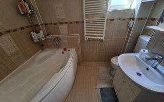 Apartament cu 3 camere-Zona Torontalului - Poză 4