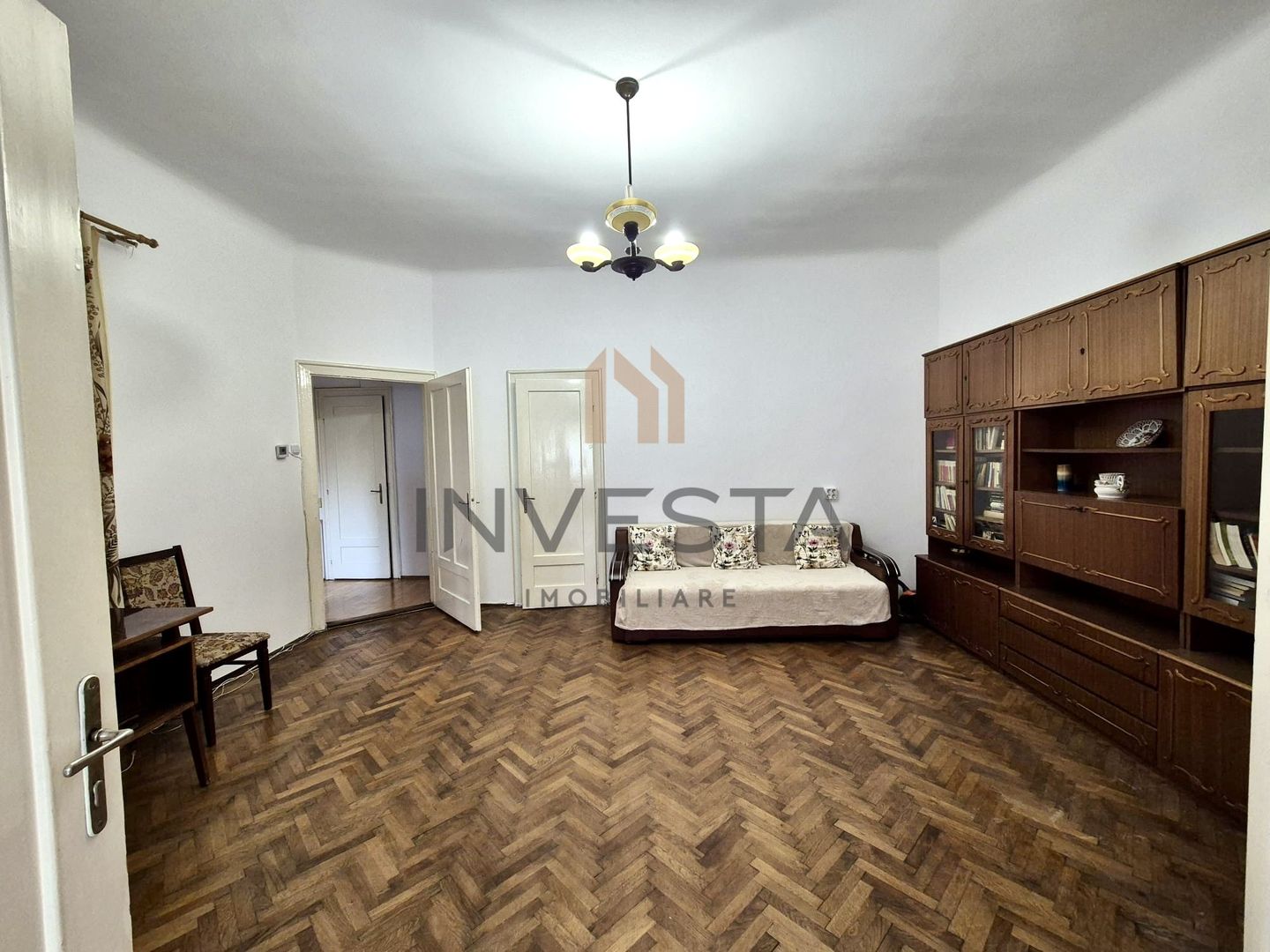 Apartament 3 camere cu acces la Curte Interioara – Zona Clincilor - Poză 1