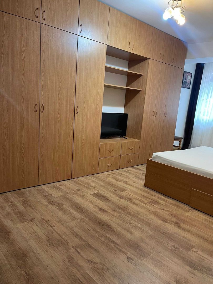 garsoniera decomandata pe Bd Brancoveanu S4 - Poză 2
