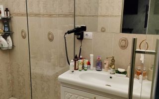 Garsoniera de lux cu jacuzzi și loc de parcare - Poză 4