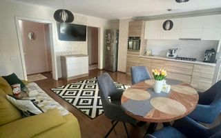 Apartament. 3 camere, 74 mp, zona Mc Donalds - Poză 1
