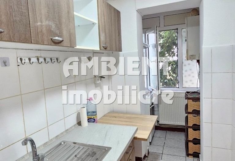 Apartament 2 camere, etaj 1, zona AVANTULUI; - Poză 3