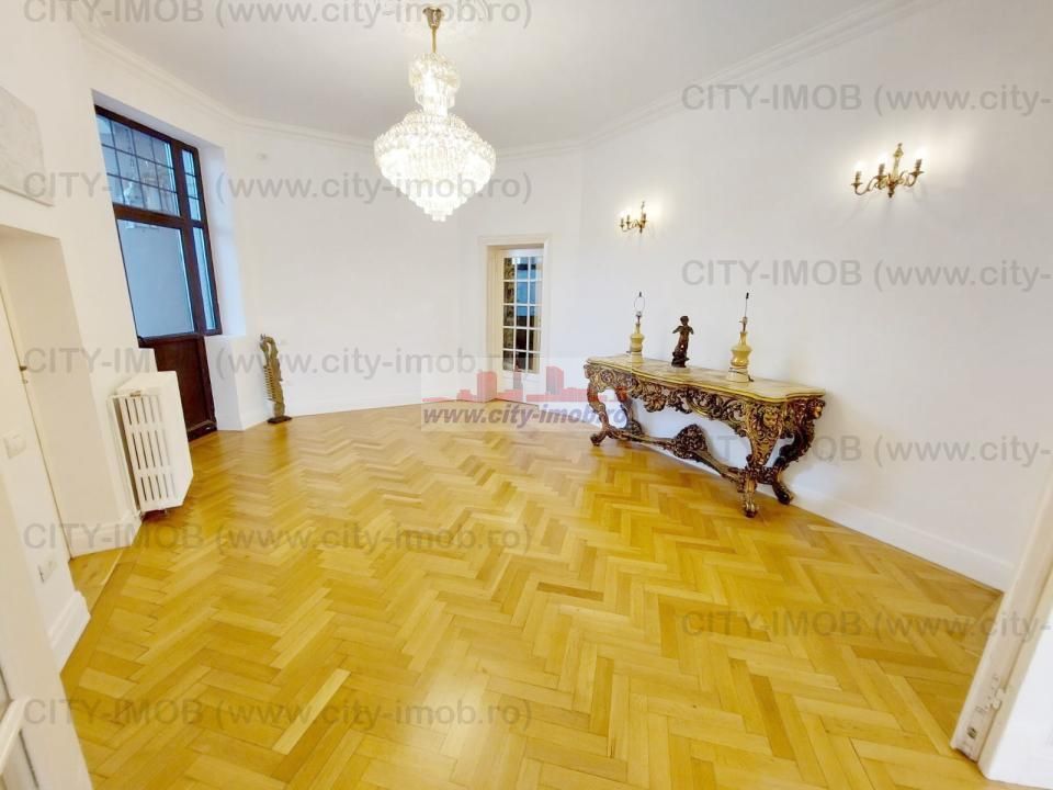 Inchiriere  apartament apartament  5 camere Armeneasca - Poză 19