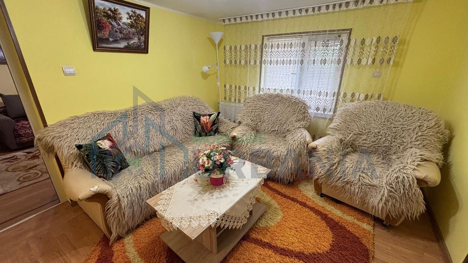 Casă renovată, teren 3.200 mp cu livadă și vie – Comuna Popești, sat Obrijeni, județul Iași - Poză 2