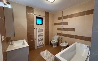 Casă insiruita capăt CUG - Valea Adâncă - Poză 8