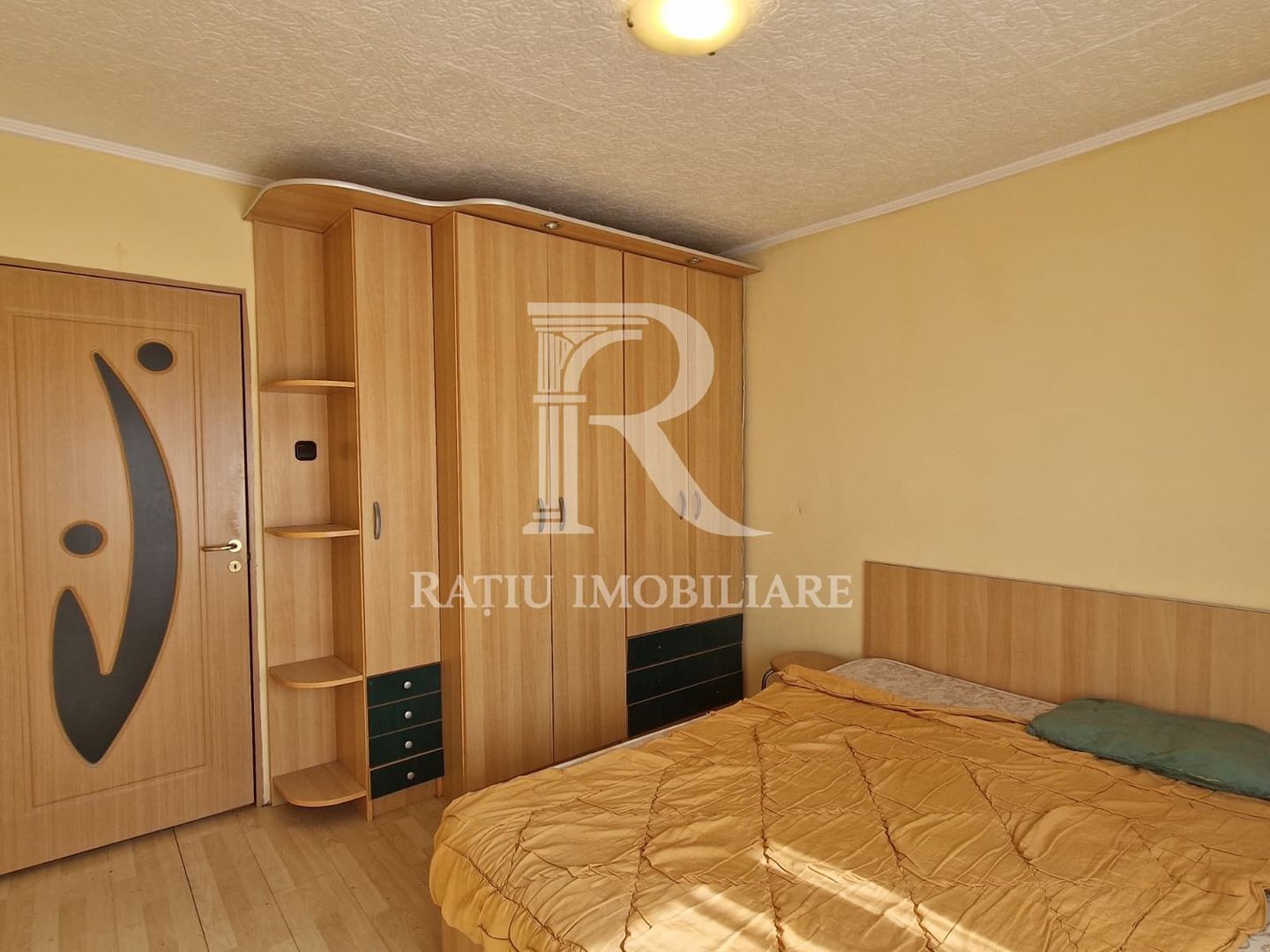 Apartament cu 3 camere de vanzare | Zona Nufarul | Oradea | - Poză 9