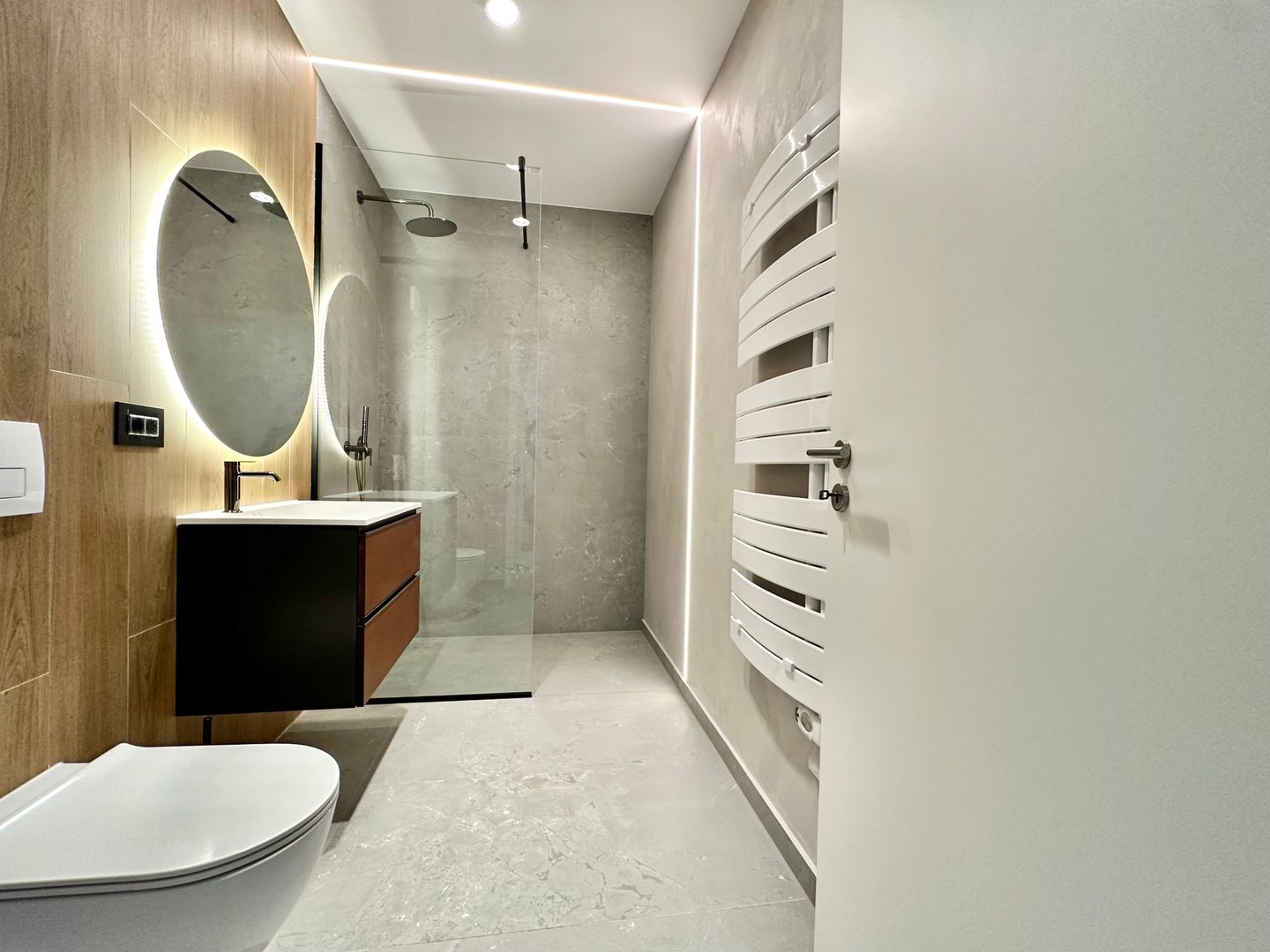 Apartament cu 2 camere de închiriat Kasper– Coresi - Prima închiriere - Poză 7