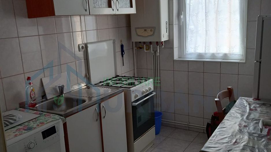 Închiriez apartament cu 2 camere - Poză 3