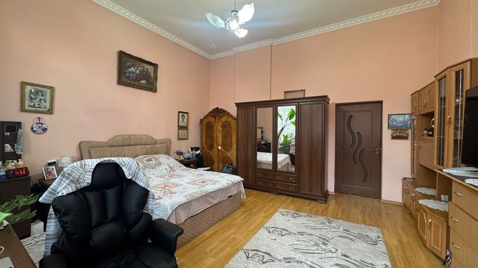 PROPRIETATE INTERBELICA 4 CAMERE+ GARSONIERA + BOXE || PIATA VICTORIEI - Poză 10