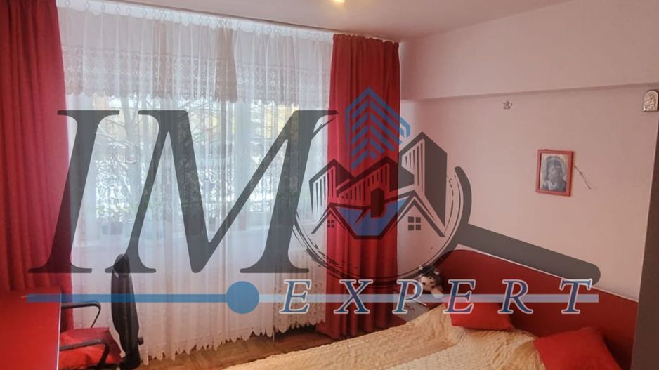 Apartament de vanzare in zona centrala in Cugir - Poză 1
