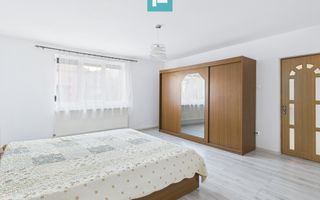 Casă spațioasă cu 4 camere în Vladimirescu - Poză 8