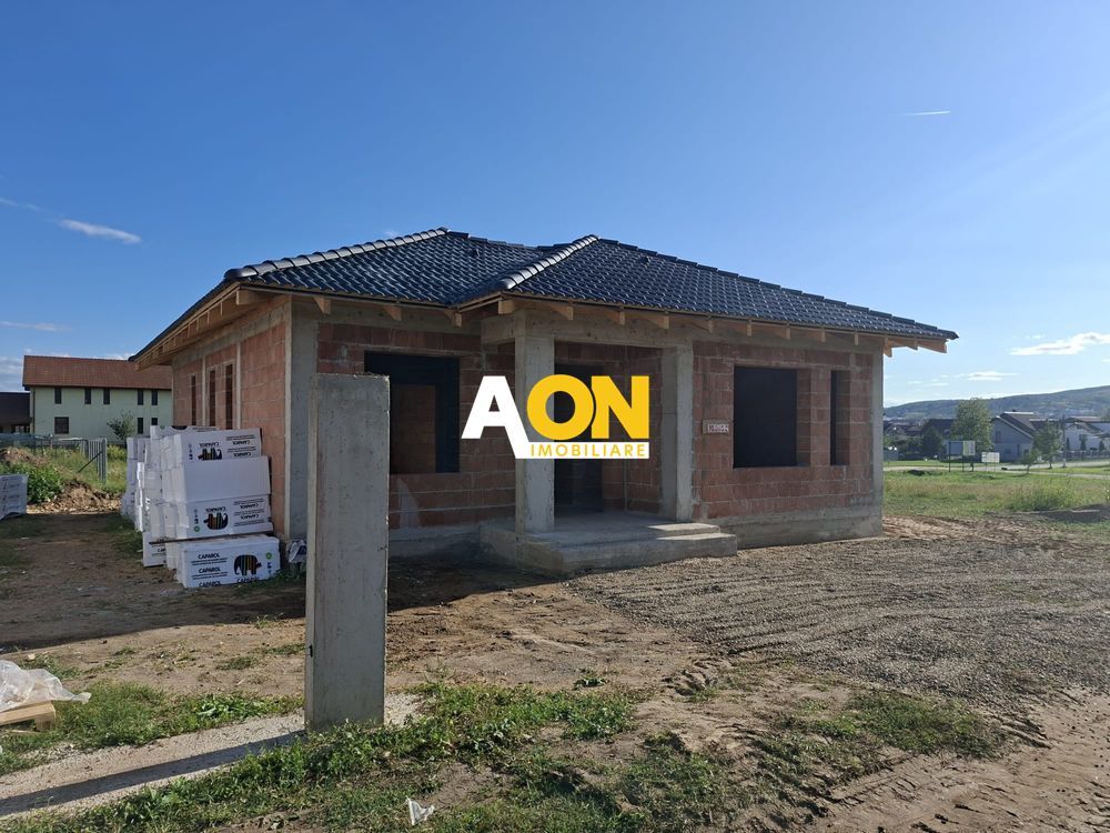 Casa la rosu, 4 camere, 387 mp teren, toate utilitatile, Orizont - Poză 4