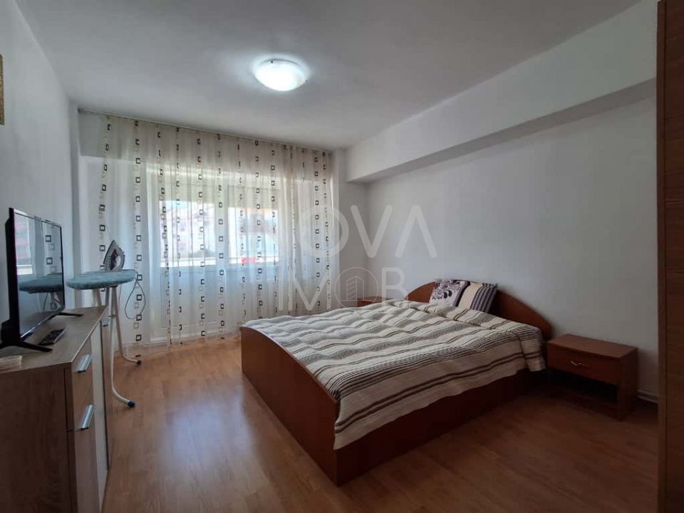 Apartament 3 camere de vanzare, Zona Garii - Poză 3