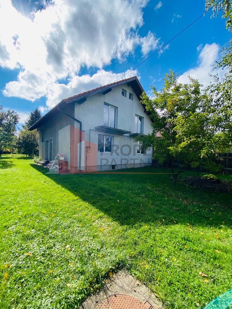 Casa Rasnov + teren 800 mp - Poză 1