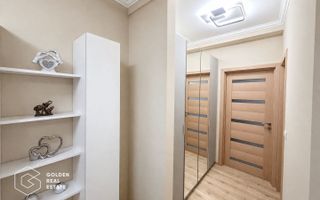 Apartament superb, BERMO, 2 camere, etaj 1, totul nou, centrala proprie, balcon - Poză 8