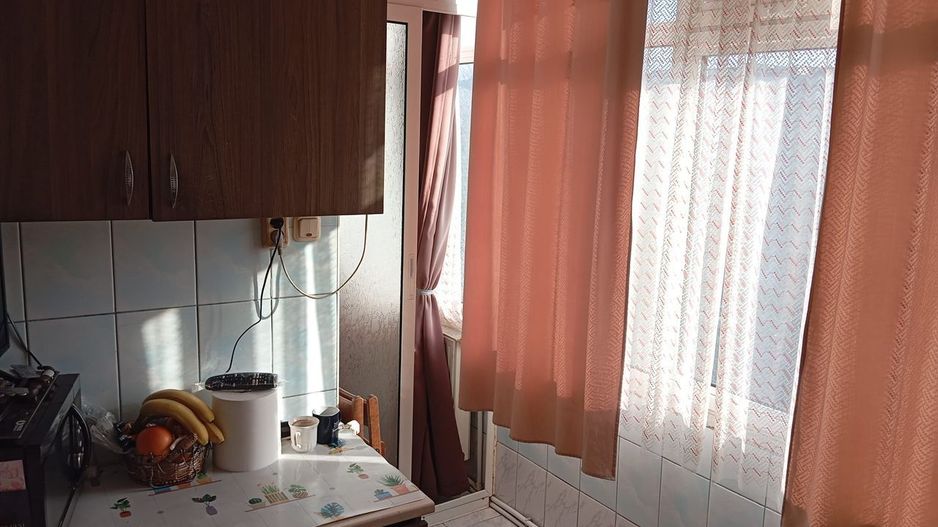 Apartament 2 camere, modificat în 3 camere – Micro 14,et.3 - Poză 4