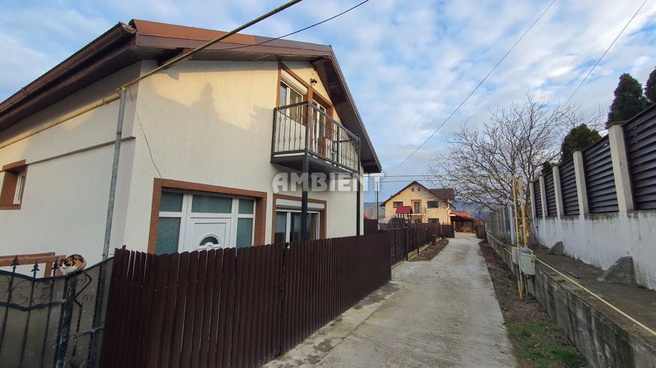 CASĂ INDIVIDUALĂ P+M, teren 317 mp, zona M. GRECILOR; - Poză 9