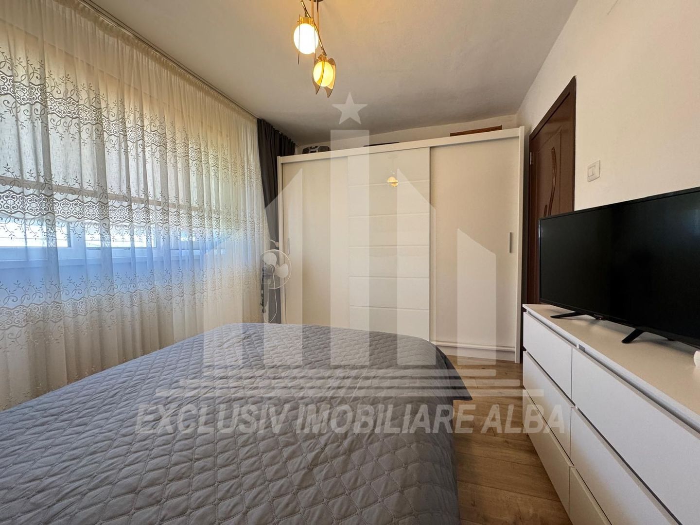 Apartament cu 2 camere de vanzare, Cetate - Poză 6