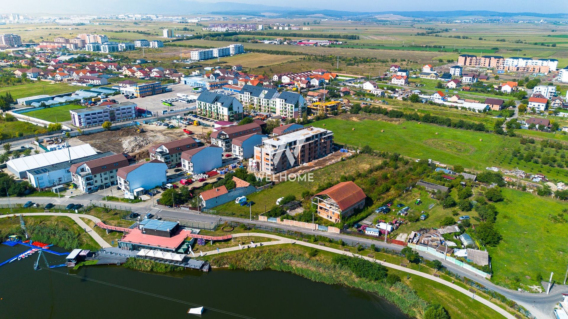 Penthouse pe malul lacului, cu terasă panoramică 90 mp - Poză 2