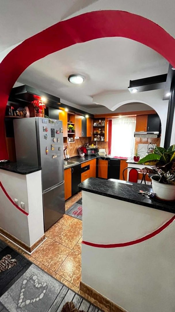 Apartament 2 camere, Mănăștur, 44 mp, 2 balcoane, parcare și boxă. - Poză 2