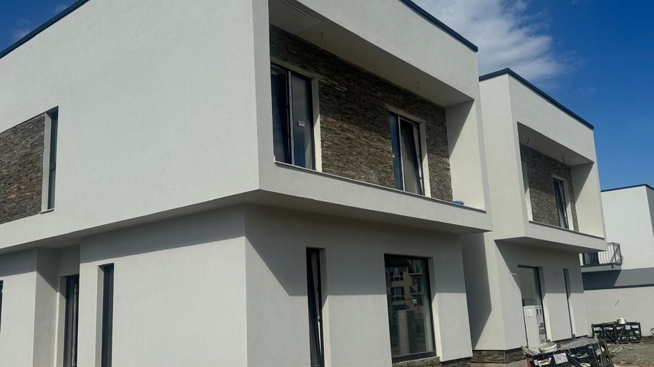 Casa 4 camere, curte generoasă – Șelimbăr, Sibiu - Poză 2