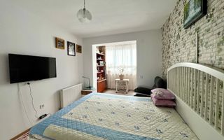 Apartament trei camere / Parcare / Zona Florilor - Poză 4