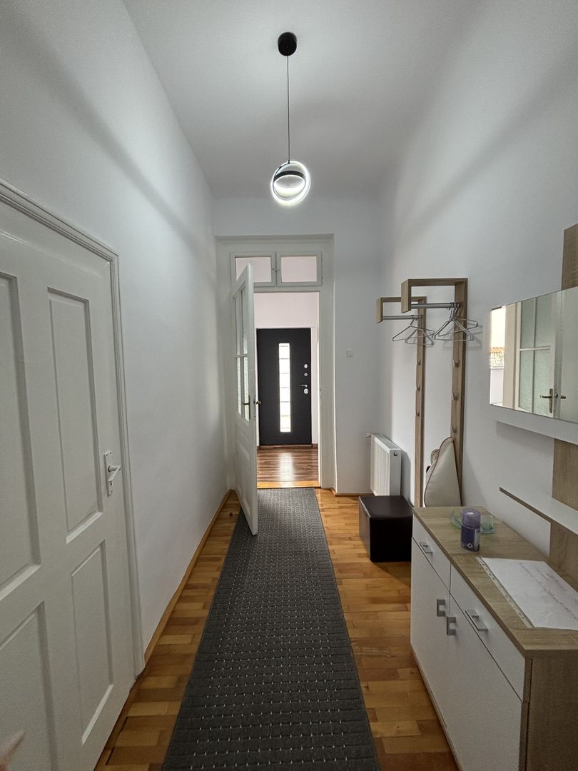 Vilă de închiriat zona Parvan - Poză 13