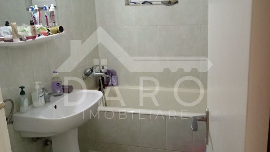 Inchiriezi apartment cu 2 camere Cornisa - Poză 3