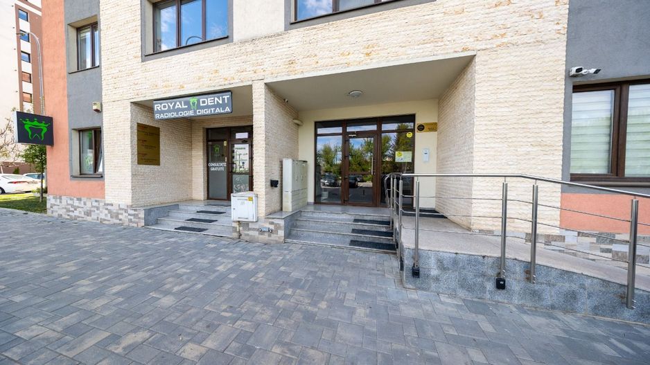 Isaran Coresi-Apartament 3 camere 82 mp loc de parcare si boxa - Poză 27