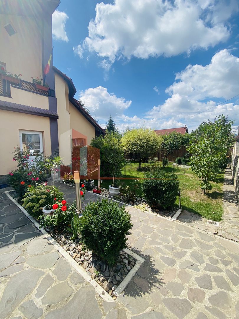 Casa deosebita Ghimbav - Poză 5