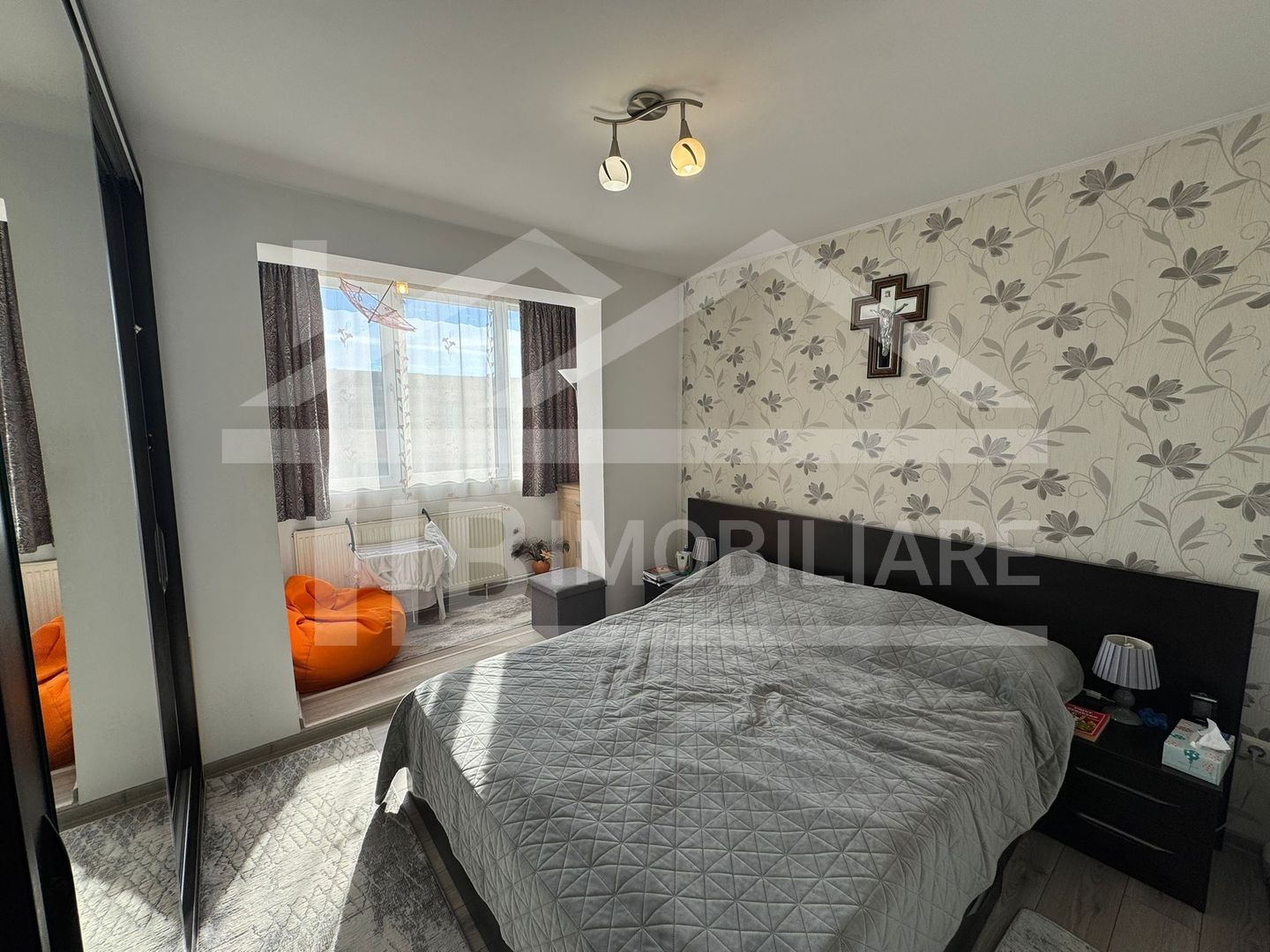Apartament cu 3 camere, 70 mp, decomandat, Zona Diamant - Poză 4