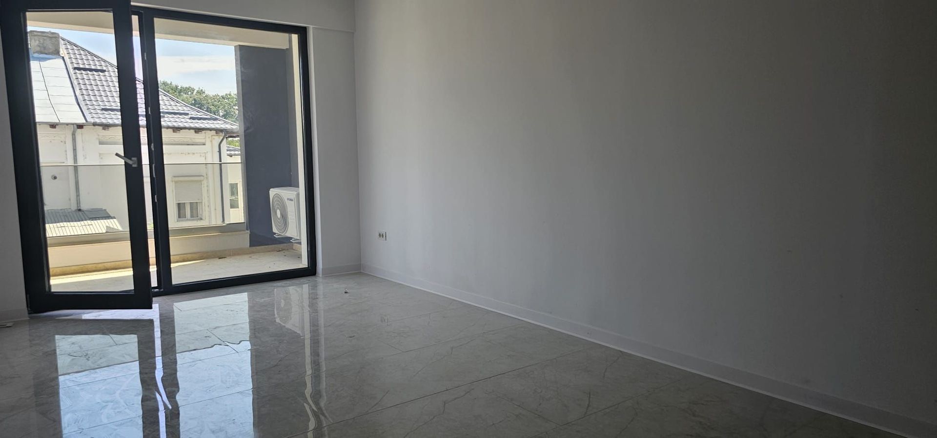 Apartamente noi de inchiriat – Complex Roka Traian, Piata Centrala - Poză 17