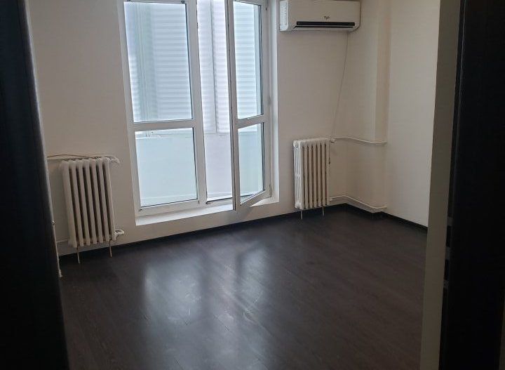 Inchiriez Apartament 2 camere - Poză 2