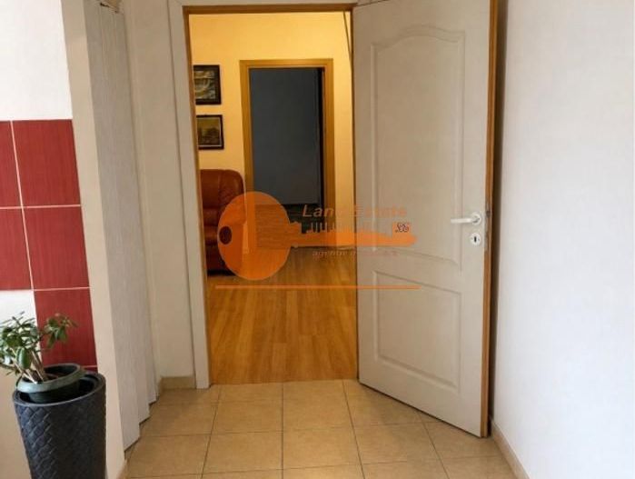 Apartament cu 4 camere in zona 13 Septembrie - Poză 2