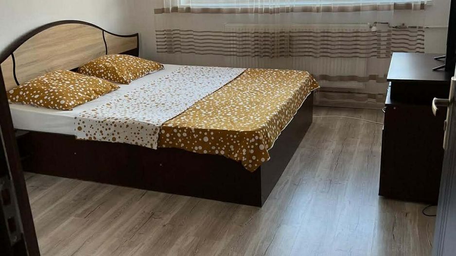 Apartament  3 camere- Rovine - Poză 5