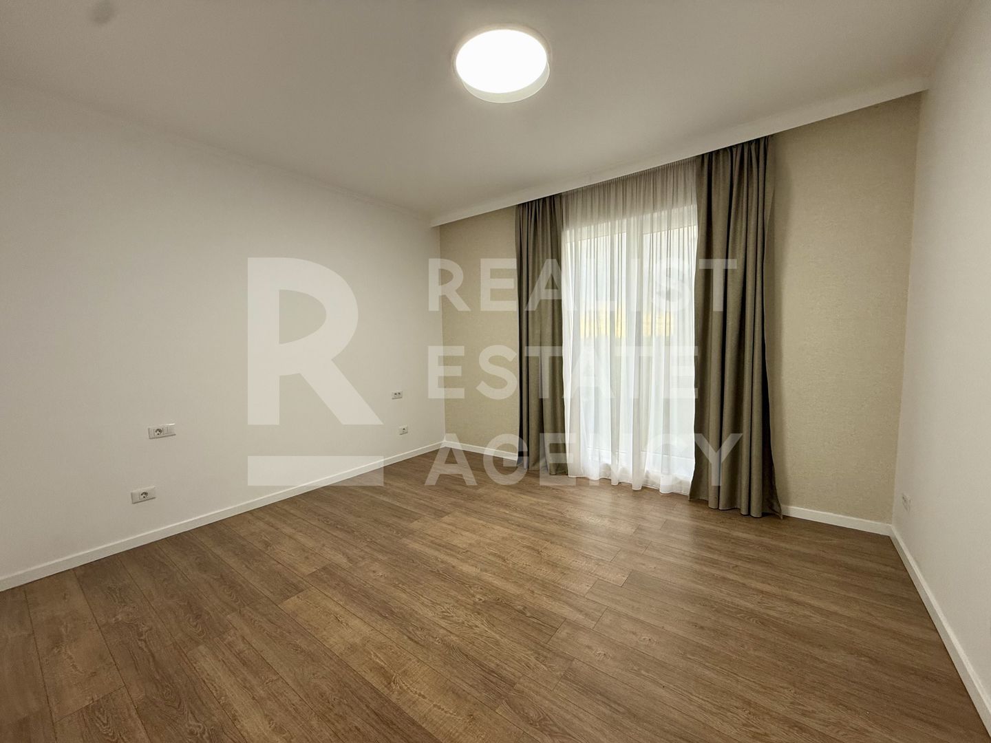 Vila individuală | Tunari | Gradina | Garaj - Poză 16
